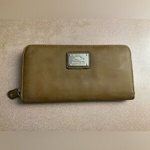 Roots long wallet